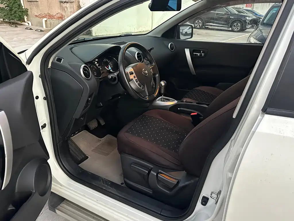 Nissan Qashqai 2015 — фото 4