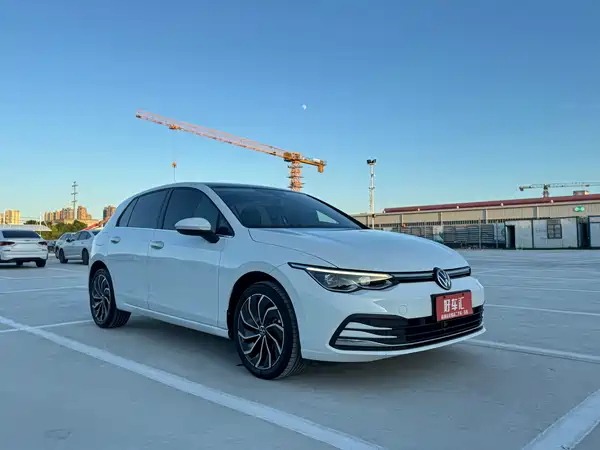 Volkswagen Golf 2022