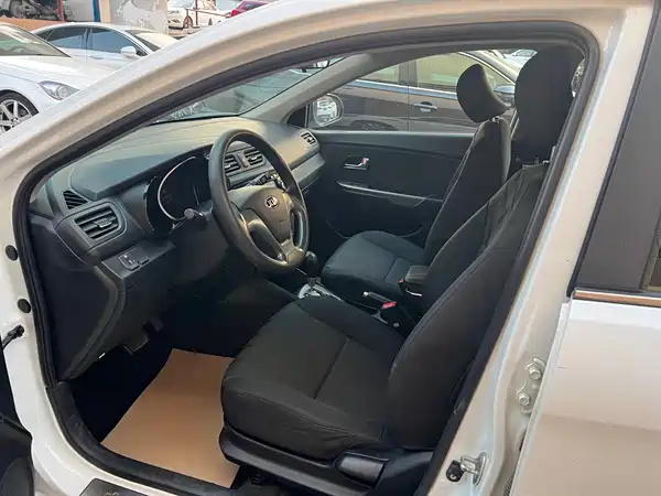 Kia K2 2016