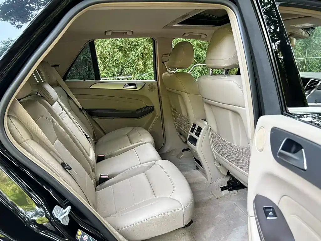 Mercedes-Benz M-Class 2015 — фото 4