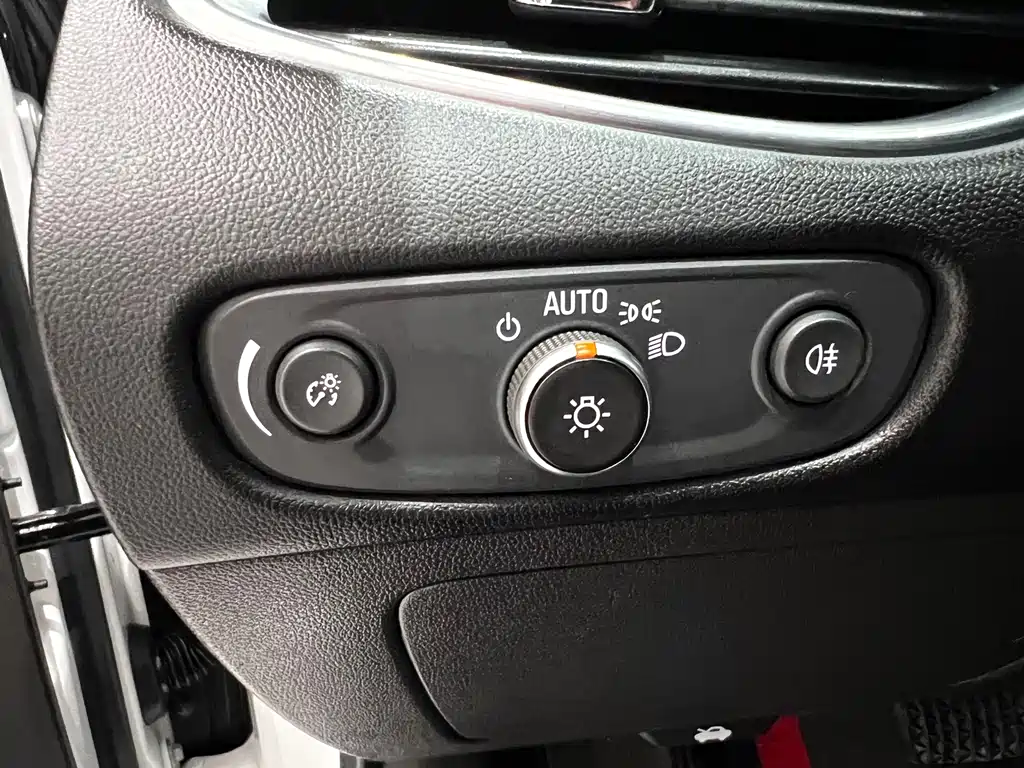 Chevrolet Malibu XL 2021 — фото 12