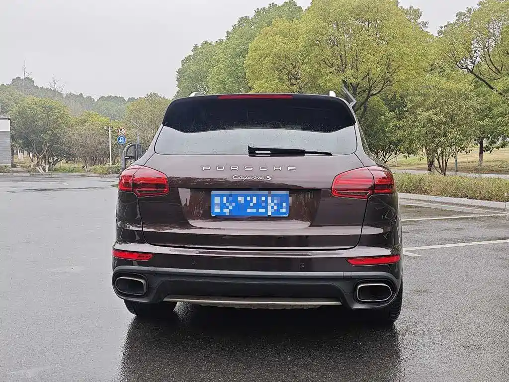 Porsche Cayenne 2015 — фото 5