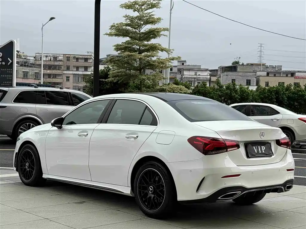 Mercedes-Benz A-Class 2020 — фото 4