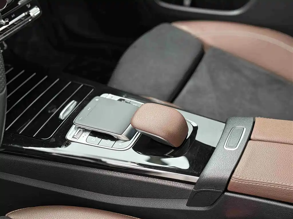 Mercedes-Benz A-Class 2020 — фото 34