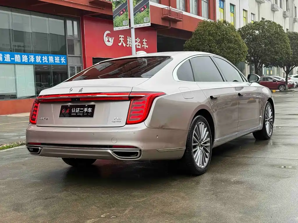 Hongqi H9 2022 — фото 3
