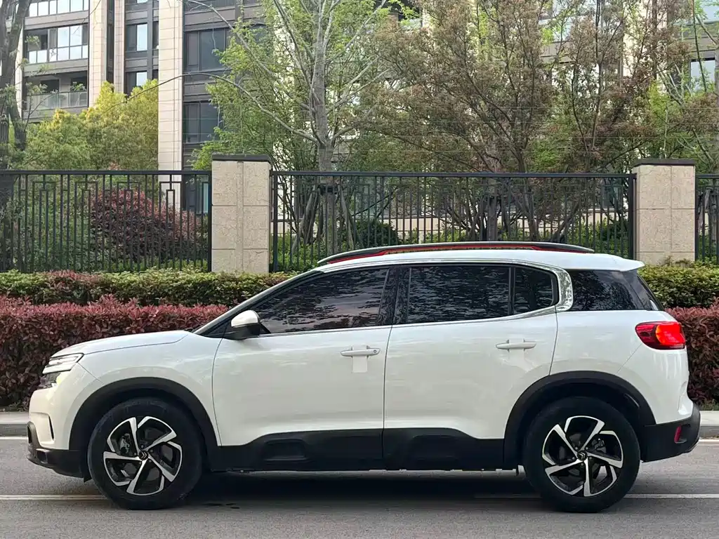 Citroen C5 AIRCROSS 2018 — фото 9