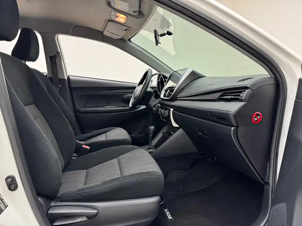 Toyota Vios 2017 — фото 26