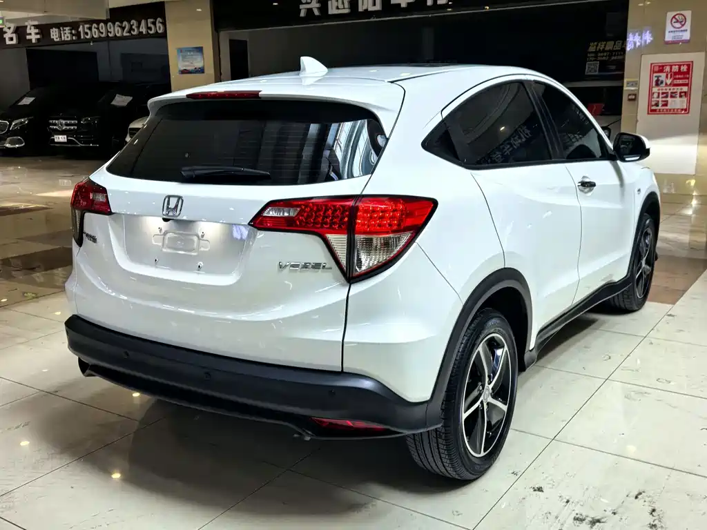 Honda Vezel 2022 — фото 13