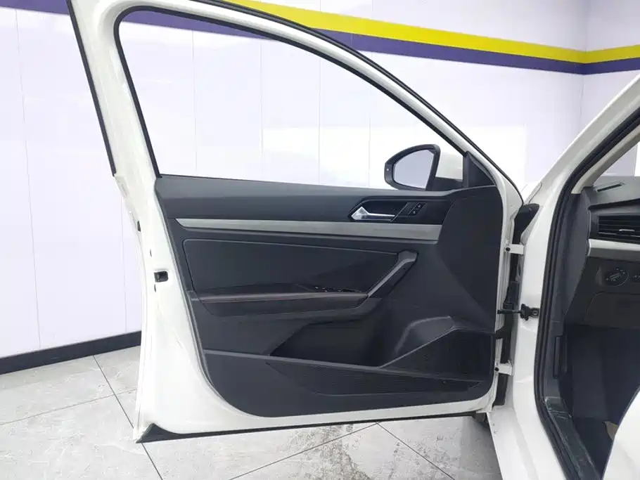 Volkswagen Lavida 2022