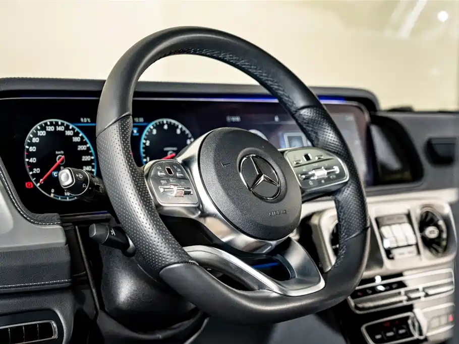 Mercedes-Benz G-Class 2024 — фото 12