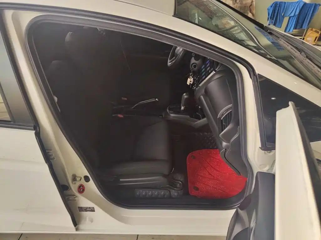 Honda Fit 2018 — фото 16