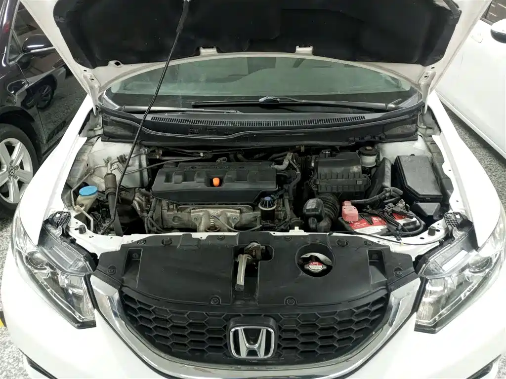 Honda Civic 2016 — фото 17
