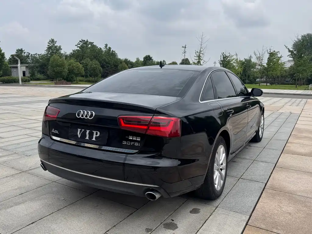 Audi A6L 2012 — фото 10