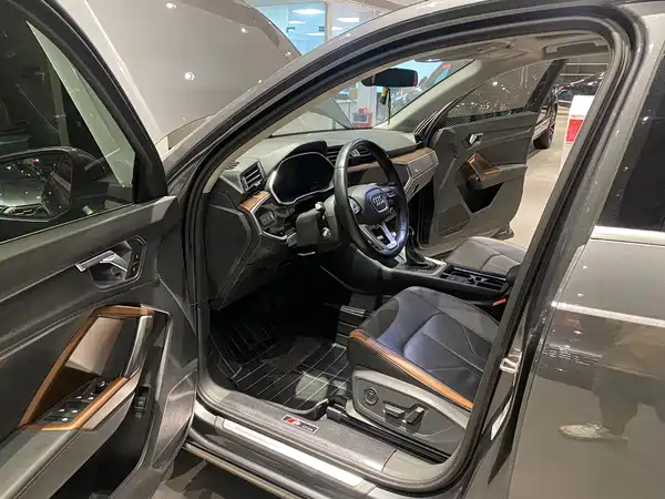 Audi Q3 2023