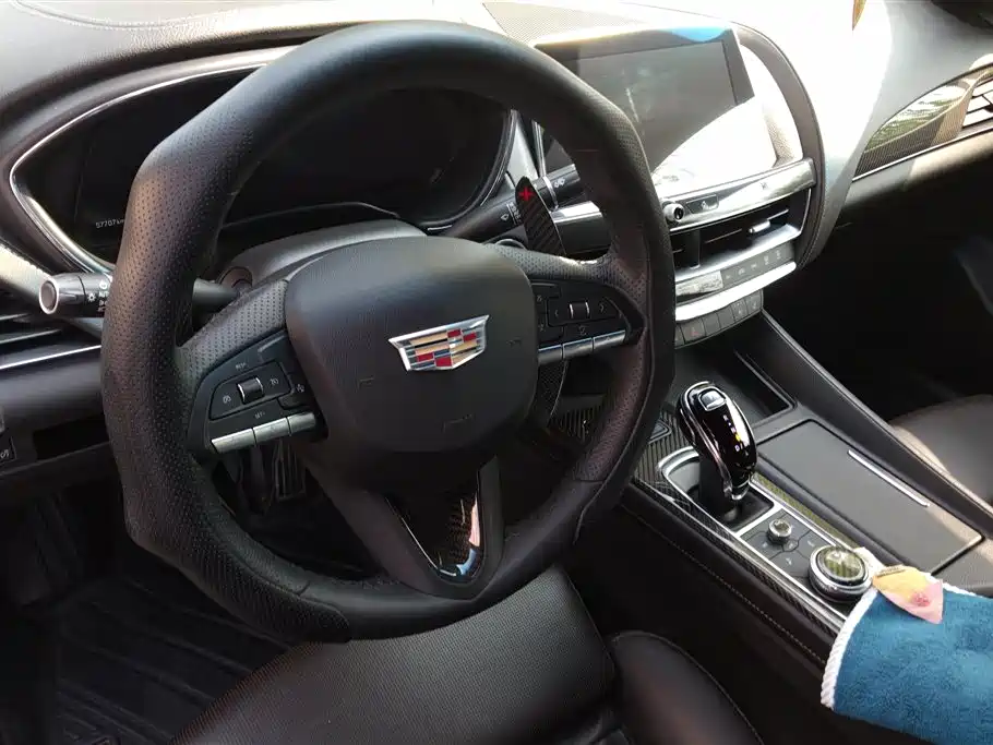 Cadillac CT5 2021 — фото 12
