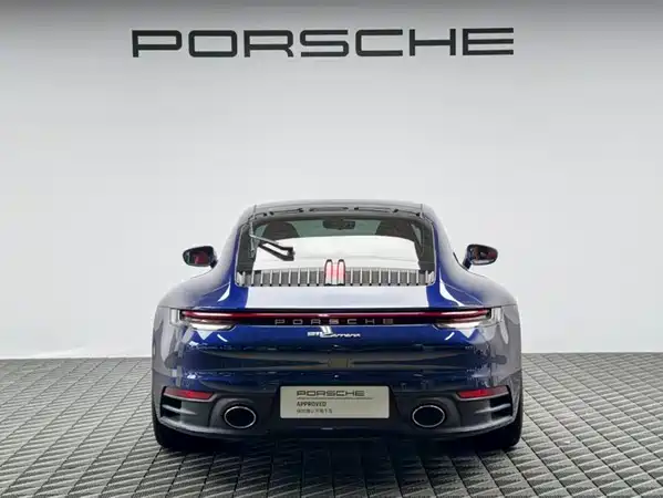 Porsche 911 2020