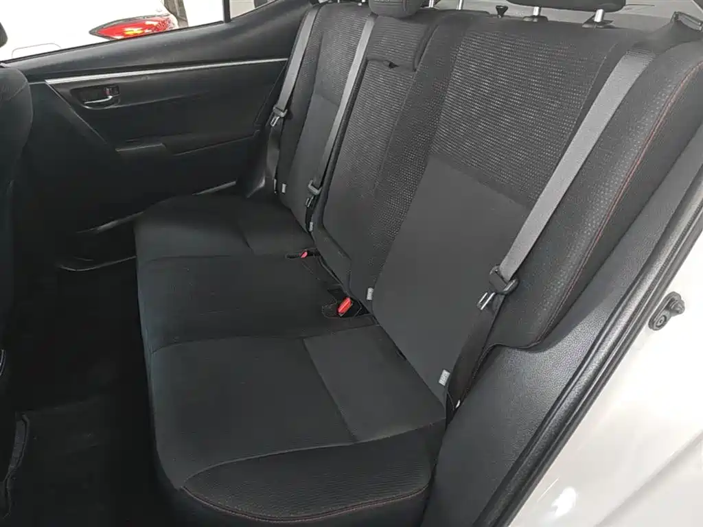 Toyota Corolla 2019 — фото 17