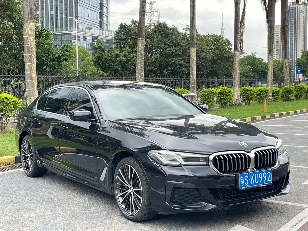 BMW 5 Series 2024