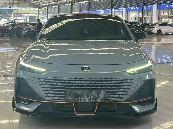Changan UNI-V 2022