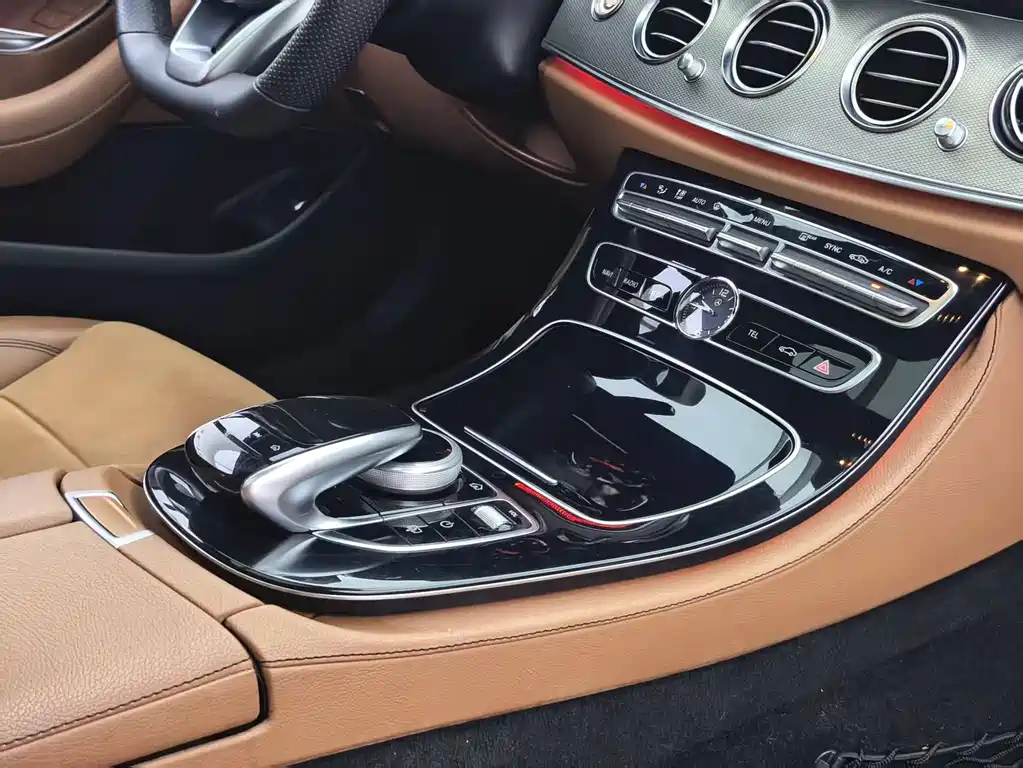 Mercedes-Benz E-Class 2018 — фото 5