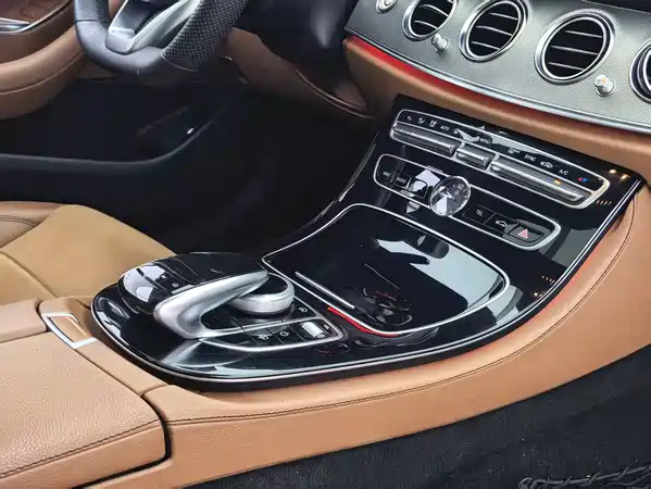 Mercedes-Benz E-Class 2018