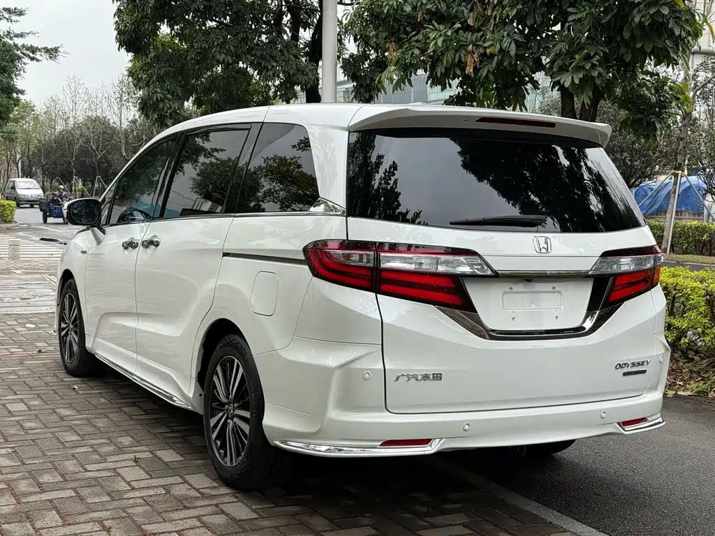 Honda Odyssey 2020 — фото 6