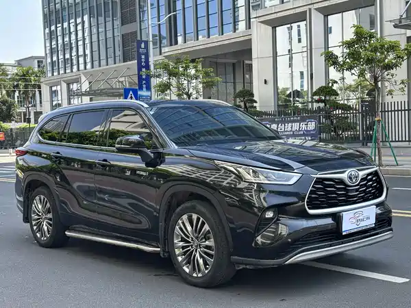 Toyota Highlander 2023
