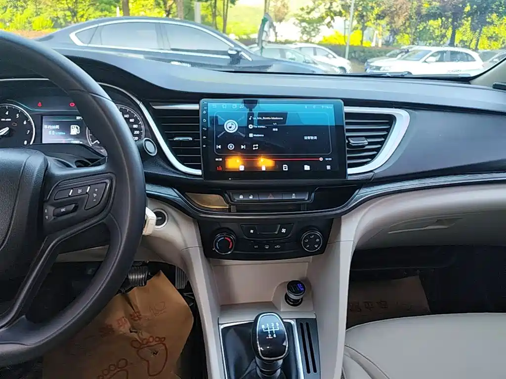 Buick Excelle 2017 — фото 13