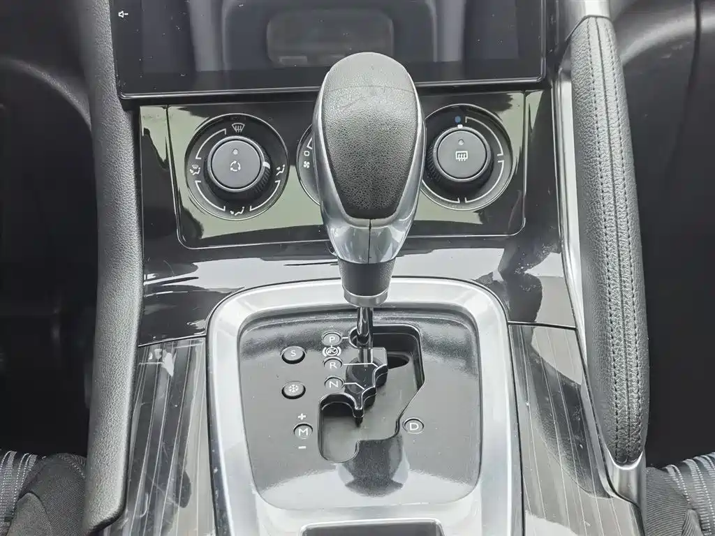 Peugeot 3008 2015 — фото 13