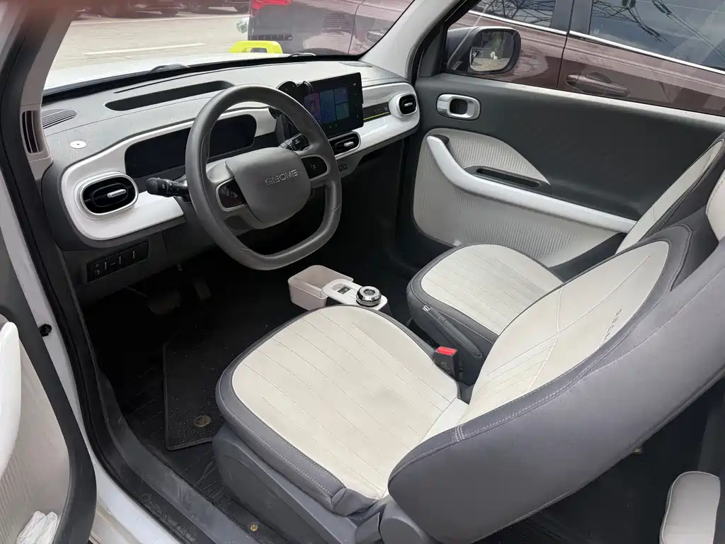 Geely Galaxy Panda 2025