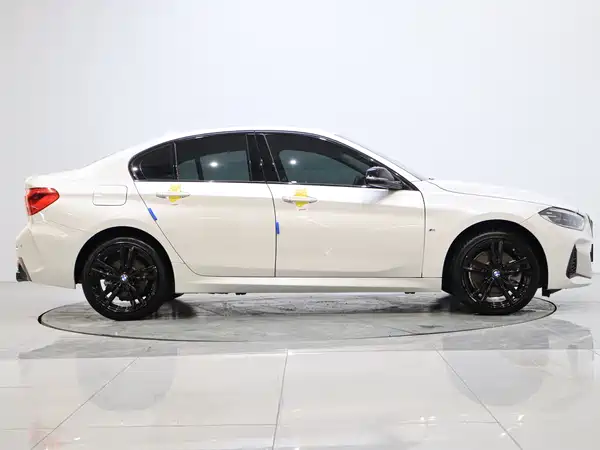 BMW 1 Series 2022