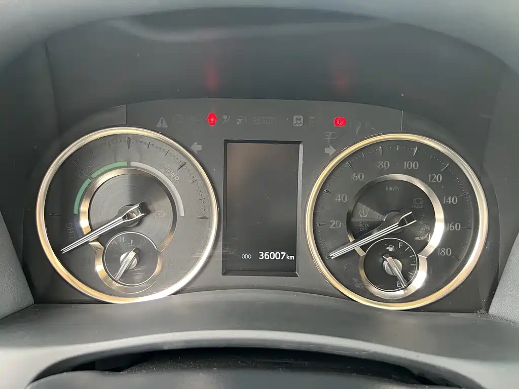 Toyota Alphard 2023 — фото 20