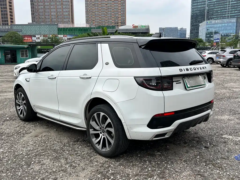 Land Rover Discovery Sport Hybrid 2021