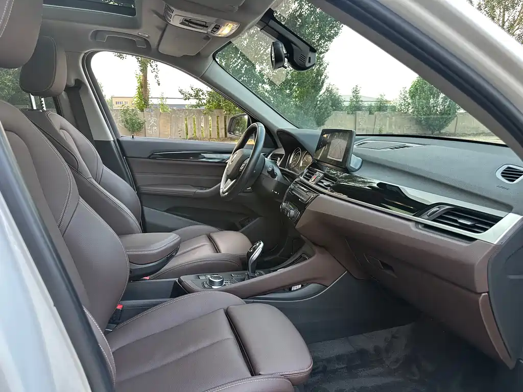 BMW X1 2022 — фото 17