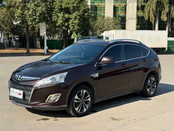 Luxgen You6 SUV 2015