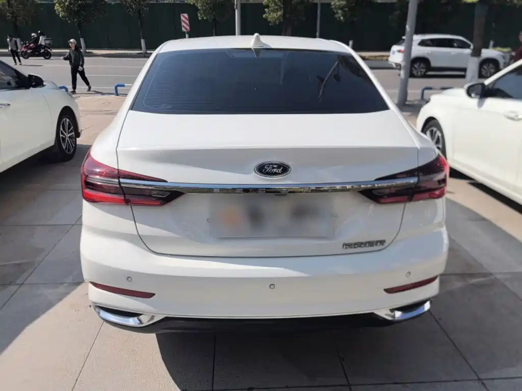Ford Escort 2021