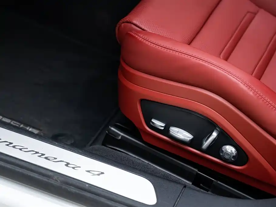 Porsche Panamera 2018 — фото 18
