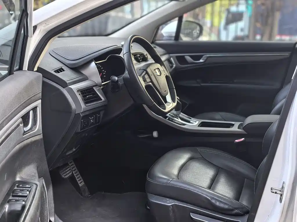 Geely Emgrand GS 2019 — фото 6