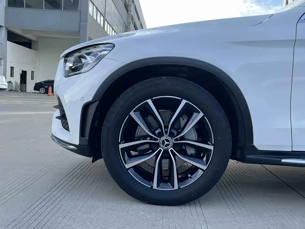 Mercedes-Benz GLC 2020 — фото 3