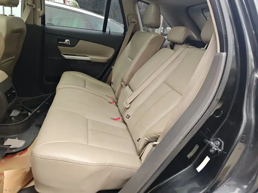 Ford Edge 2015 — фото 17
