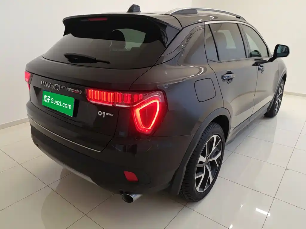 Lynk & Co 01 2018