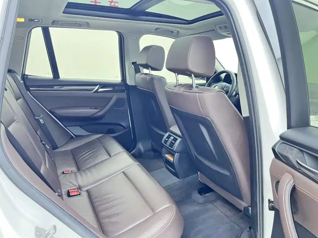BMW X3 2016 — фото 16