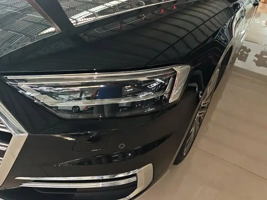 Audi A8 2021