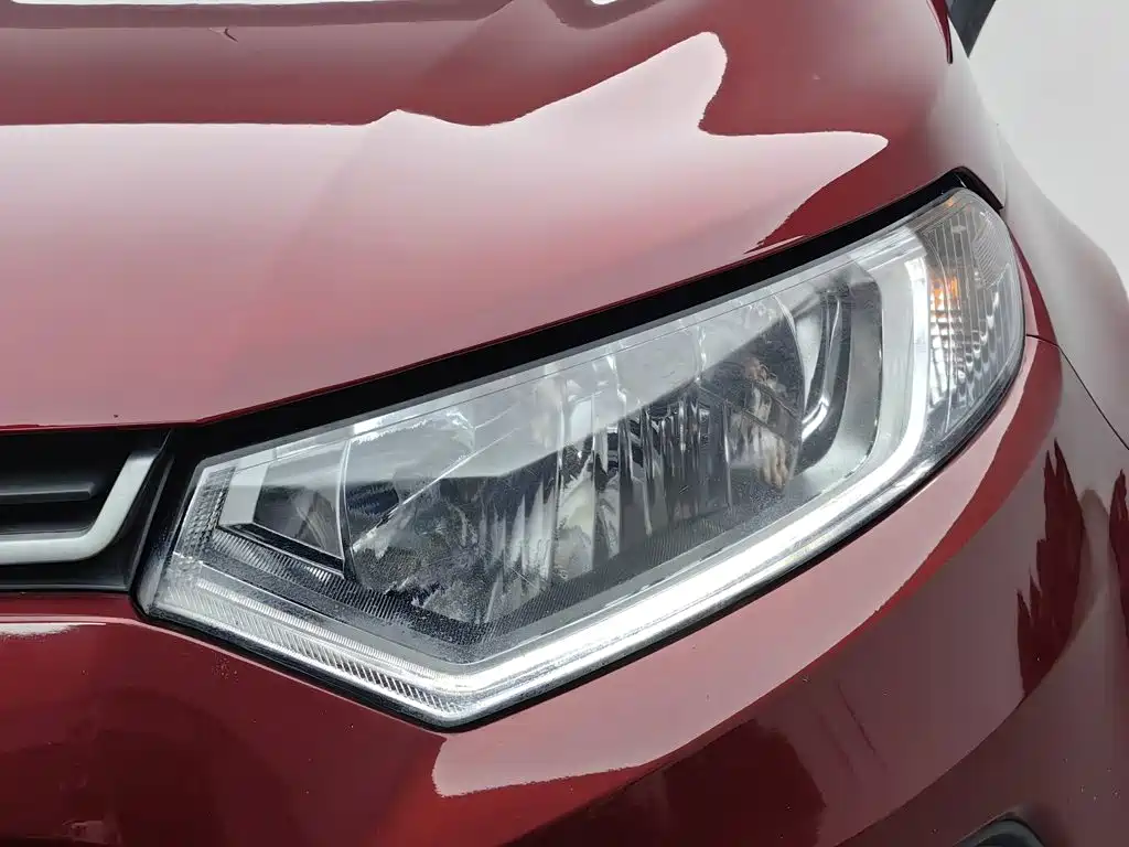 Ford EcoSport 2015 — фото 7