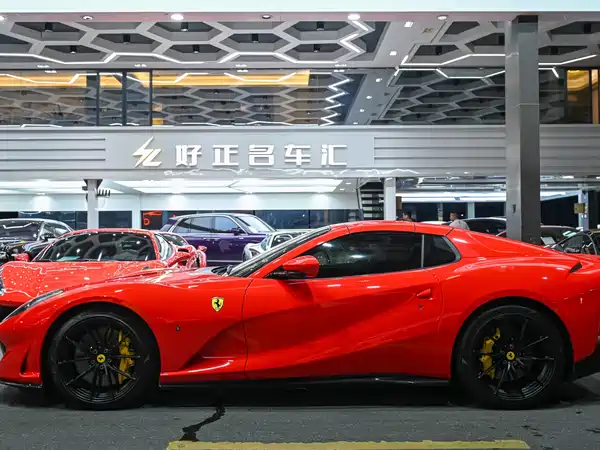 Ferrari 812 2020