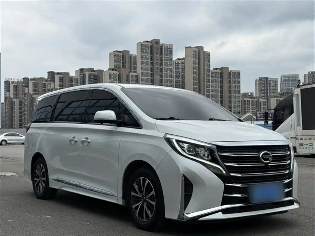 GAC Motor Trumpchi M8 2022 — фото 9