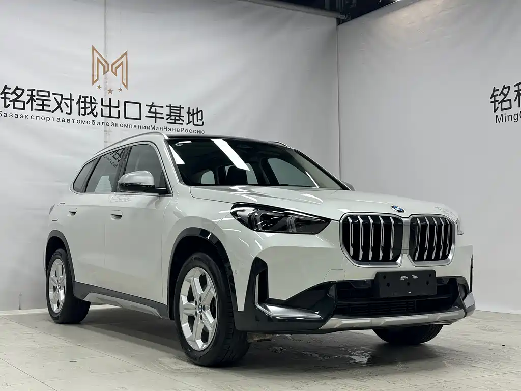 BMW X1 2023 — фото 3
