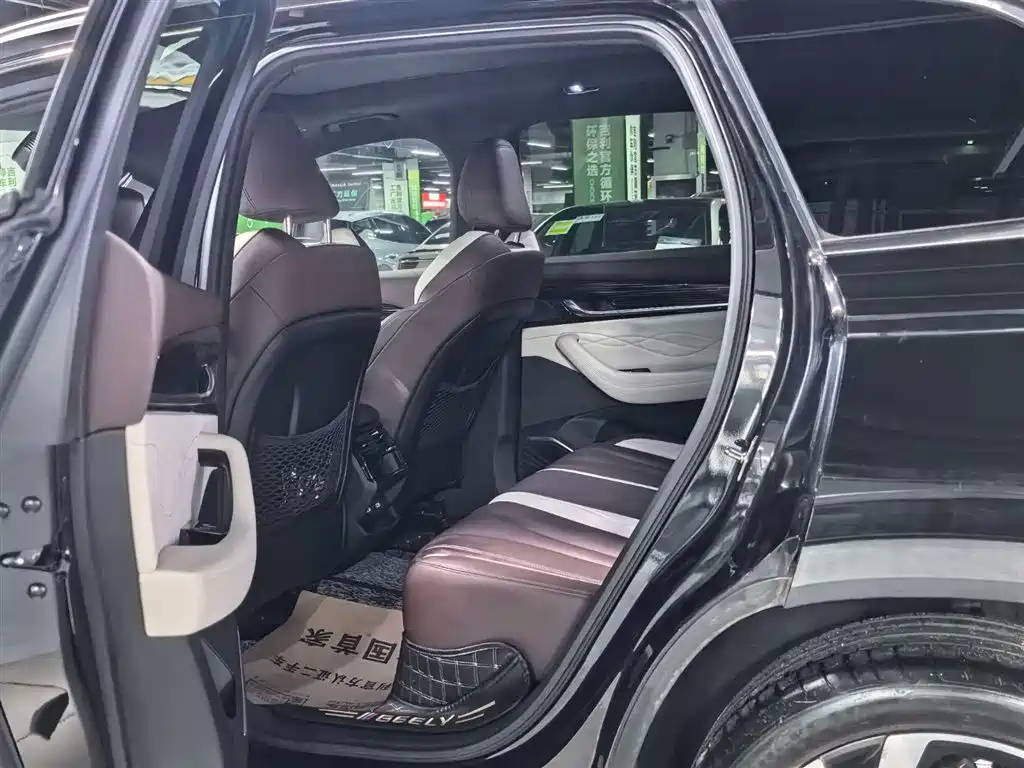 Geely Xingyue L 2023 — фото 12
