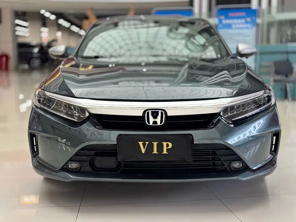 Honda Inspire 2022 — фото 2