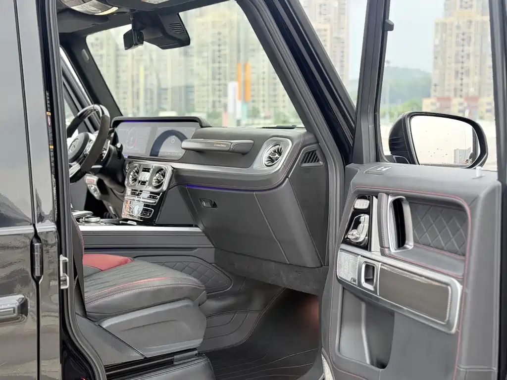 Mercedes-Benz G-Class 2023 — фото 6